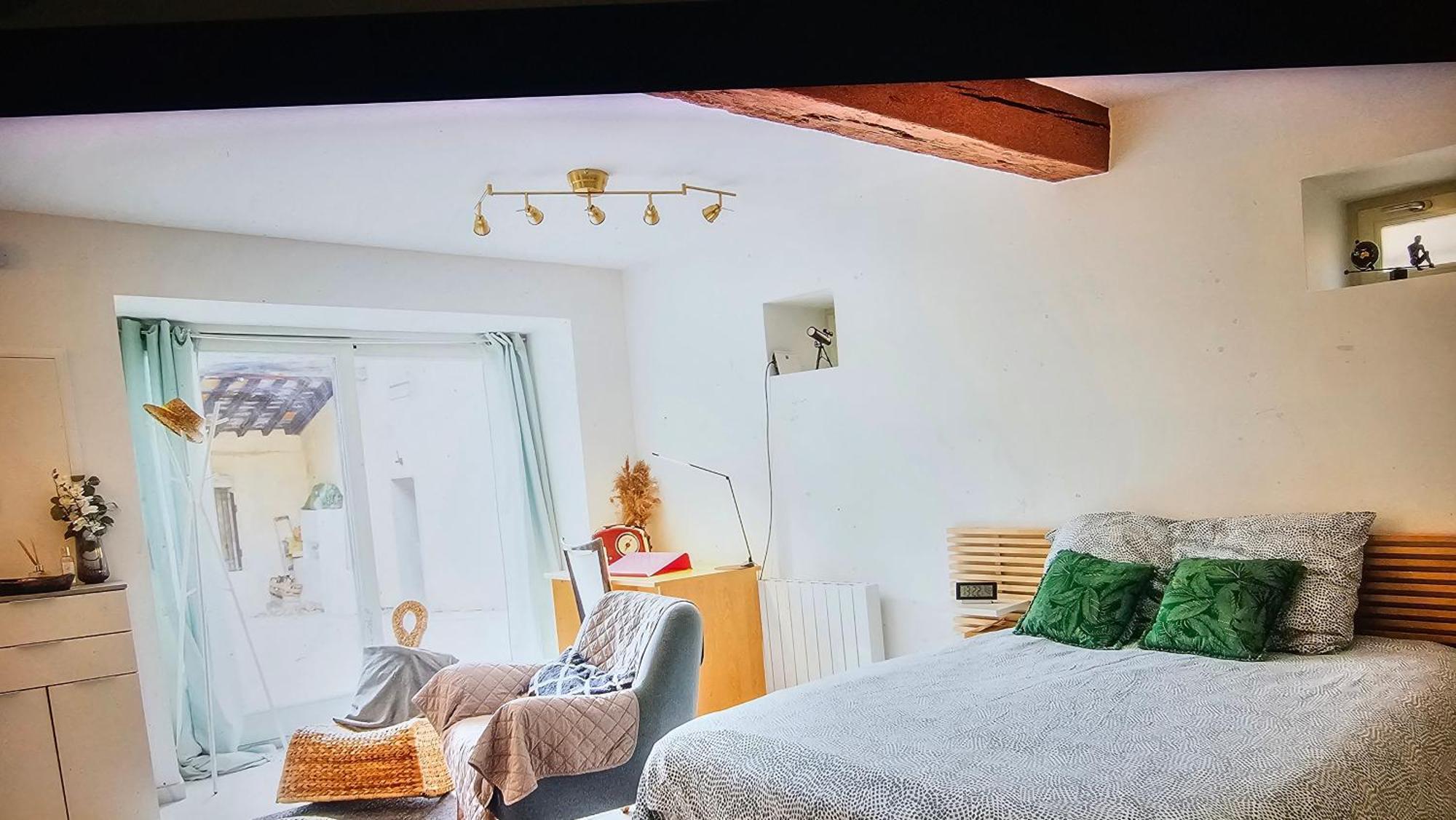 Appartement Ideal Professionnels De Sante Hopitaux Lyon Sud Faculte De Medecine Ecole Des Infirmieres Metro B